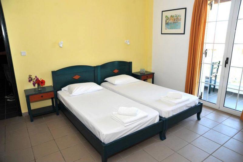 Papoulias Rooms Elafonissos Zimmer foto