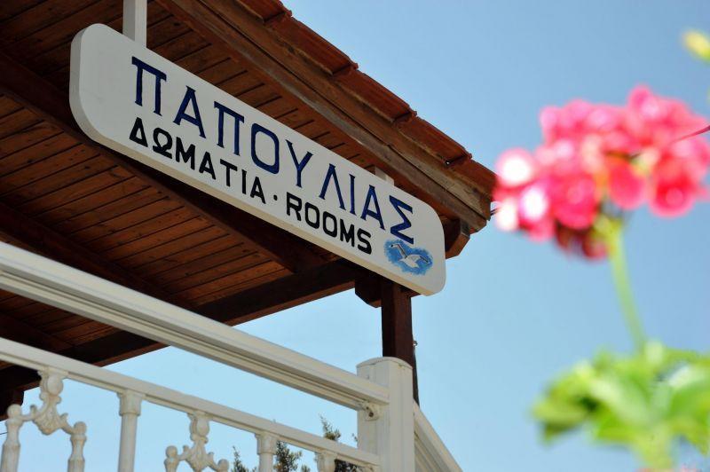Papoulias Rooms Elafonissos Exterior foto